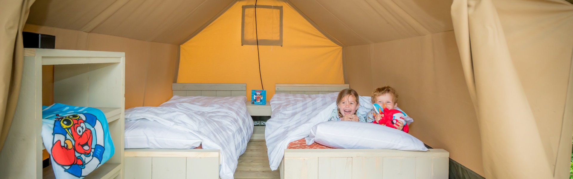 /l/de/library/download/urn:uuid:eaa00afe-a2e4-4296-94f9-61aca1aaf5df/zanzi+tent+2p.+%285%29.jpg?